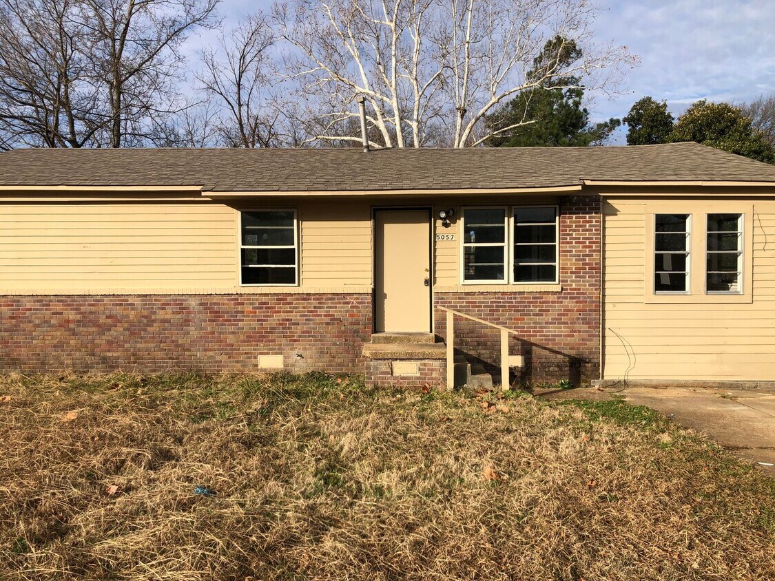 Primary Photo - 5057 Gill Rd, Memphis TN