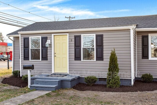 Foto del edificio - 2 Raines Ave