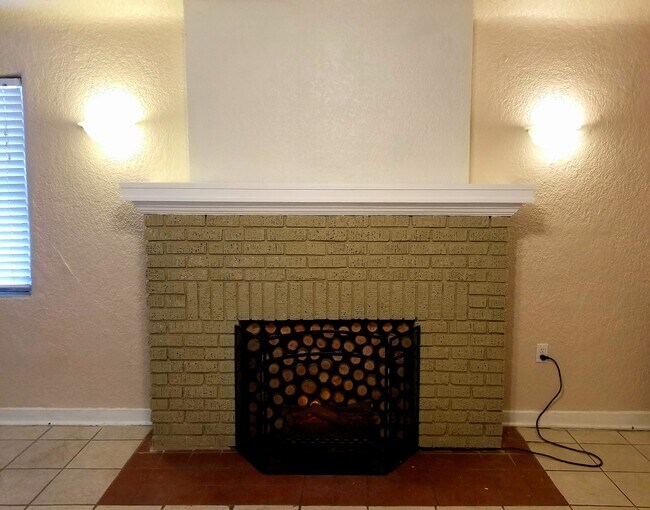 Foto del edificio - 512 E Strawbridge Ave