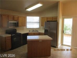 Foto del edificio - 8216 Grassy Point Cir