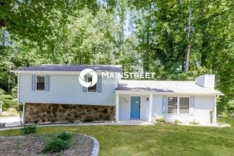 Building Photo - 997 Redan Trail