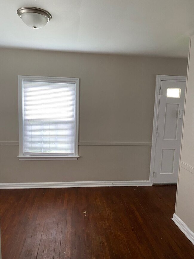Building Photo - 363-369 Unit 1