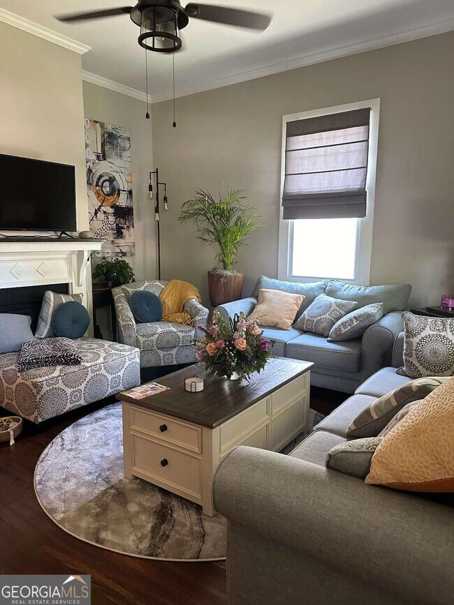 Foto del edificio - 46 Akron St