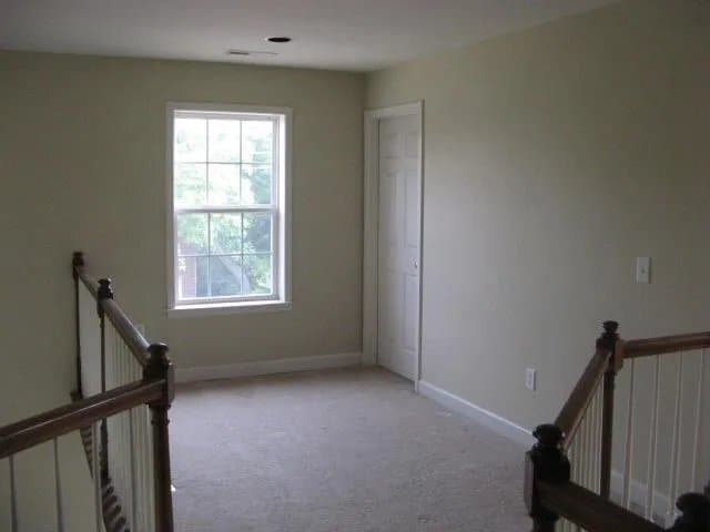 Building Photo - 500 Twin Oaks Cir