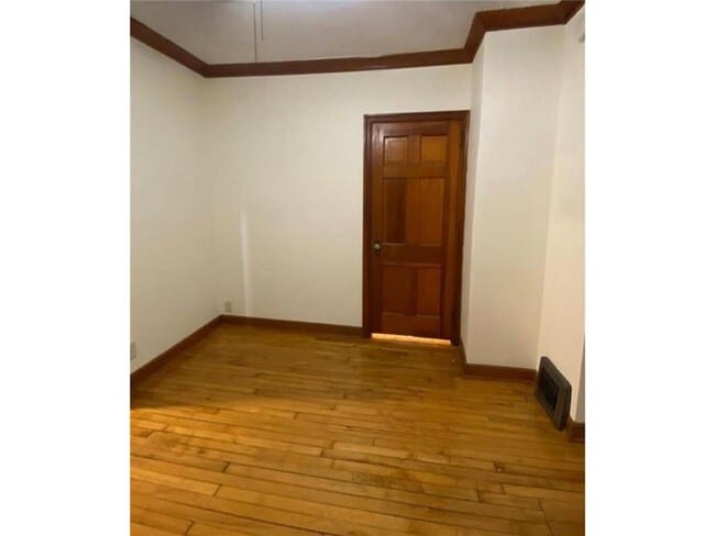 Foto del edificio - 1068 Arundel St