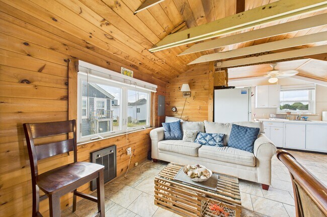 Foto del edificio - 271 Great Island Rd
