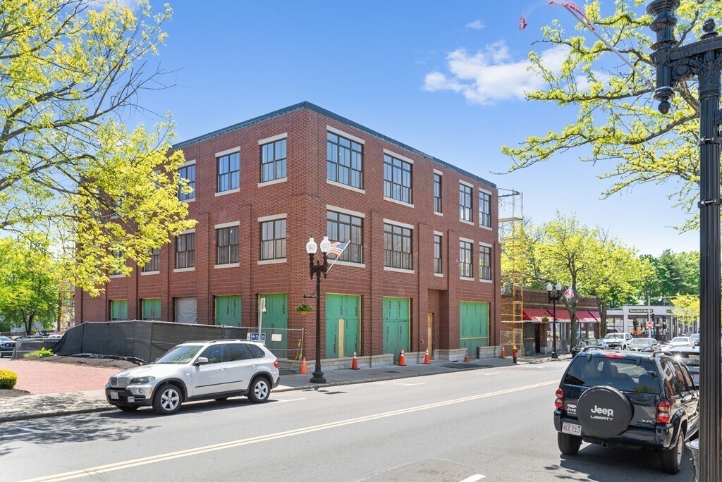 Foto principal - 421 Main St