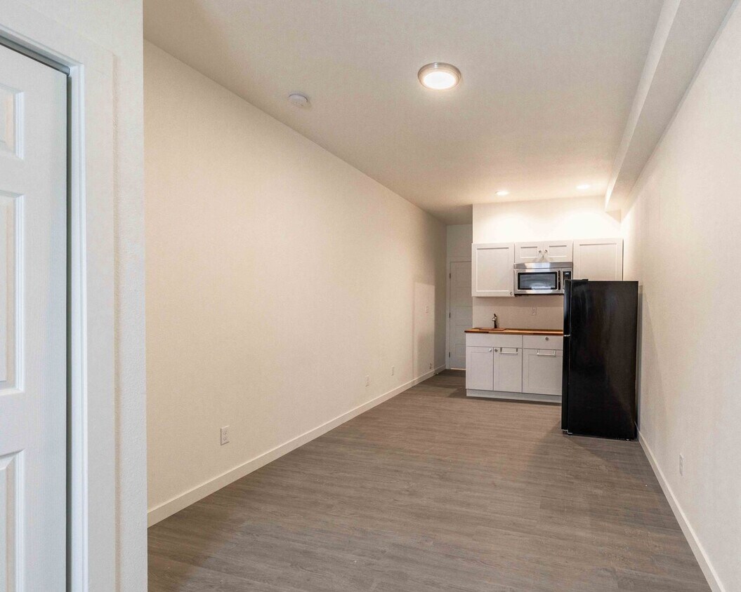 Foto principal - 314 S Asbury St