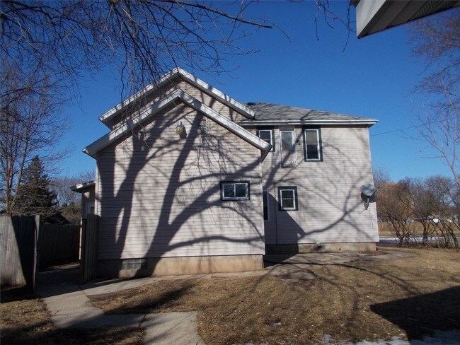 Building Photo - 1268 Berner St