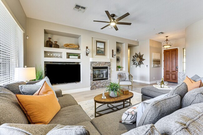 Building Photo - 41708 N Cross Timbers Trail