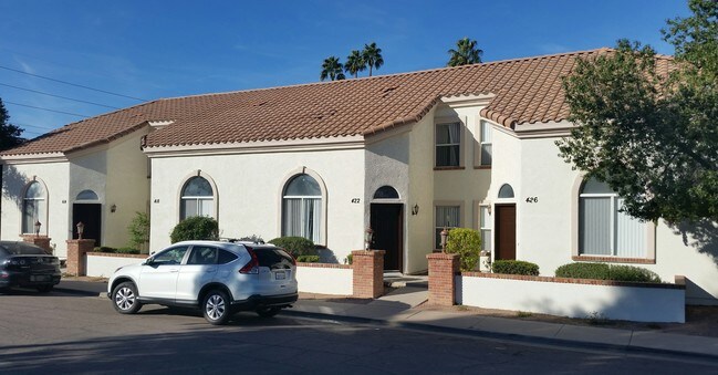Foto del edificio - Drew Street Town Homes