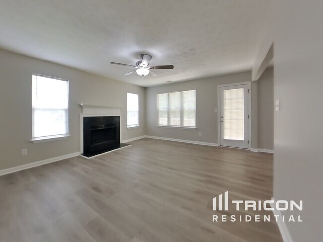 Building Photo - 6526 Revena Ct