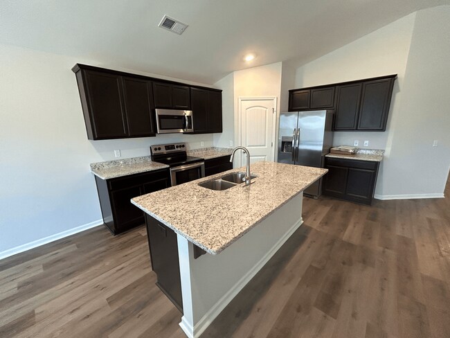 Foto del edificio - 67 Marsh Salt Ln