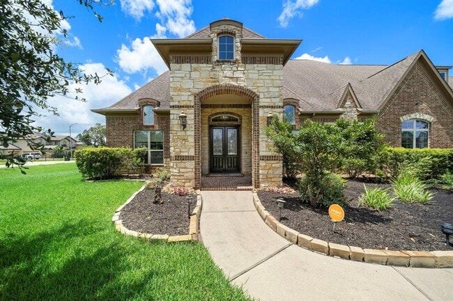Building Photo - 4703 Beekman Drive