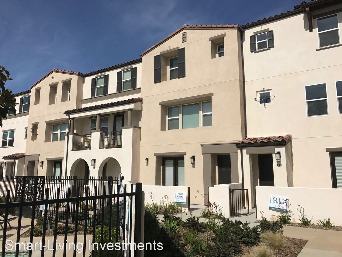 Foto principal - 555 W Foothill Blvd