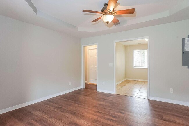 Building Photo - 1276 Dogwood Ln