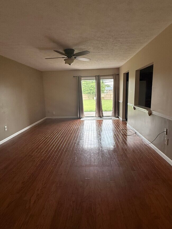 Foto del edificio - 2427 Latrobe Ave