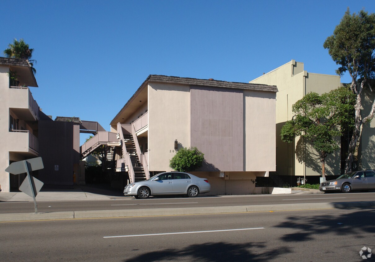 Building Photo - 2829 Nimitz Blvd