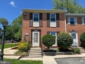 Building Photo - 12824 Epping Terrace