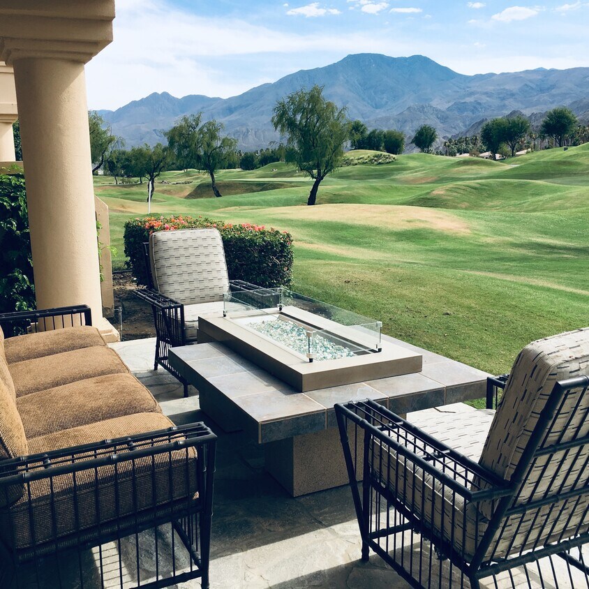 backyard overlooks Stadium Golf Course 16th fairway - 54865 Inverness Way