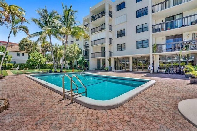 Foto del edificio - 2707 NE 14th Street Causeway