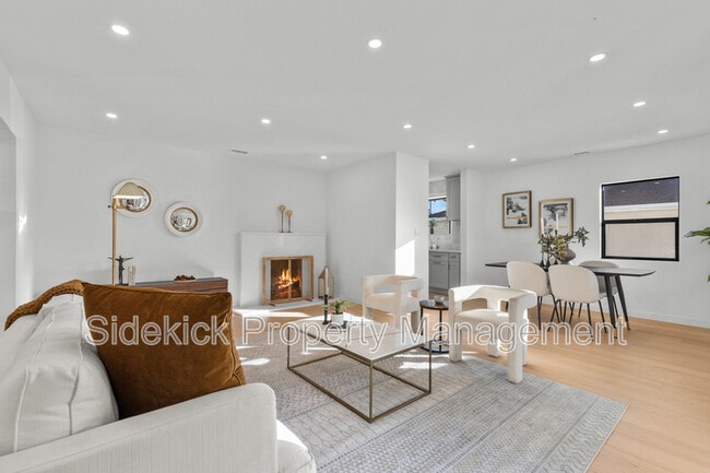 Foto del edificio - 1724 S Fairfax Ave