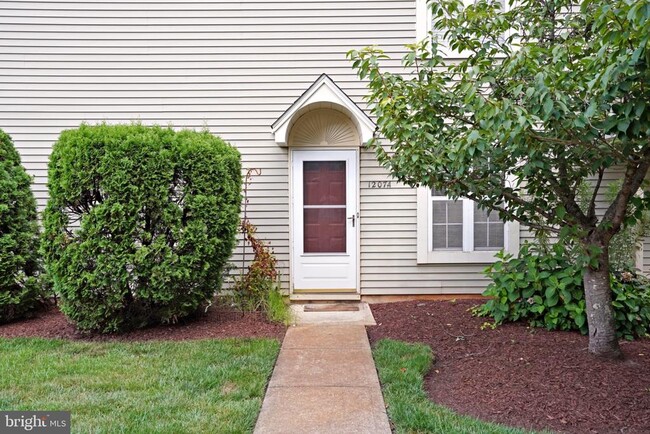 Building Photo - 1207 Yarmouth Ln