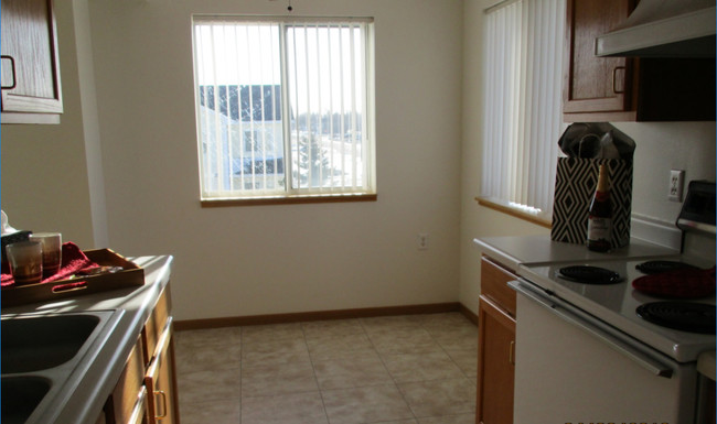 Building Photo - SummerField Place