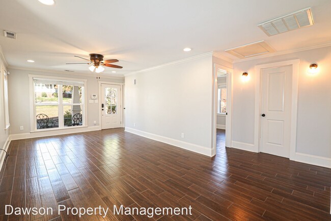 Building Photo - 3 br, 2 bath House - 2830 Hilliard Drive
