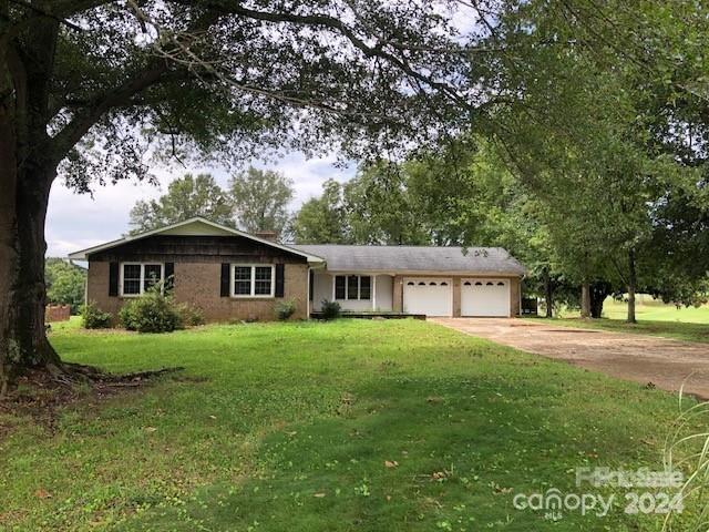 Primary Photo - 3006 Fieldstone Ln