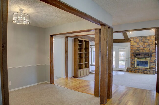 Foto del edificio - 3-Bed, 2-Bath in BA!