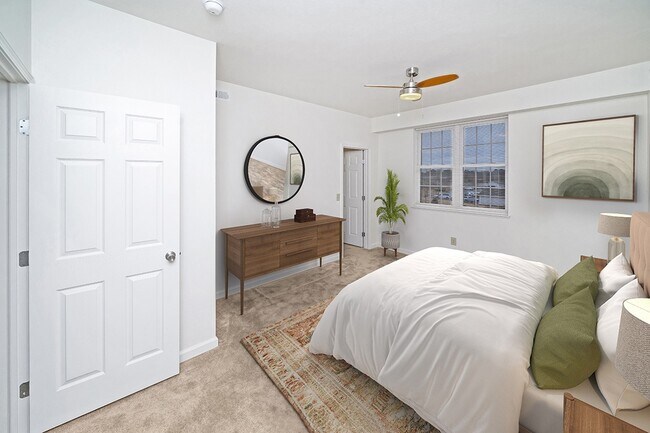 Building Photo - Limestone Creek Apartment Homes