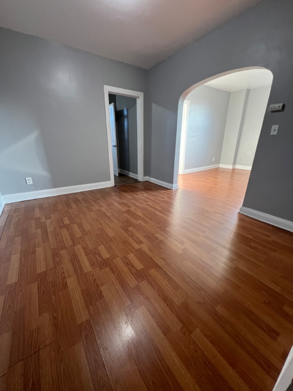 Building Photo - 366 4th Ave