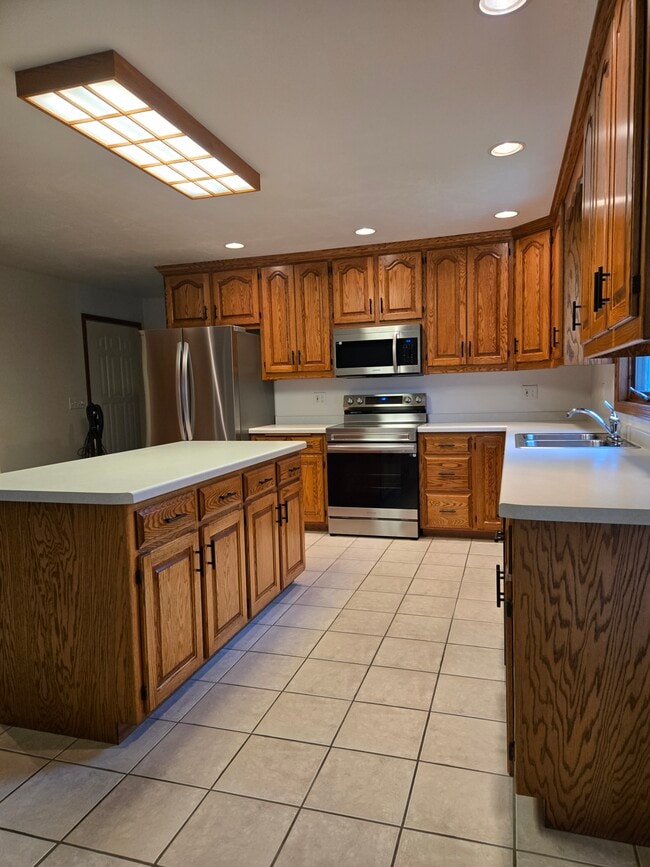Building Photo - W3132 Glenbrooke Ct