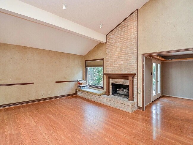 Foto del edificio - 7003 Blandford Ln