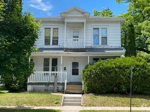 Building Photo - 118 N 2nd Ave