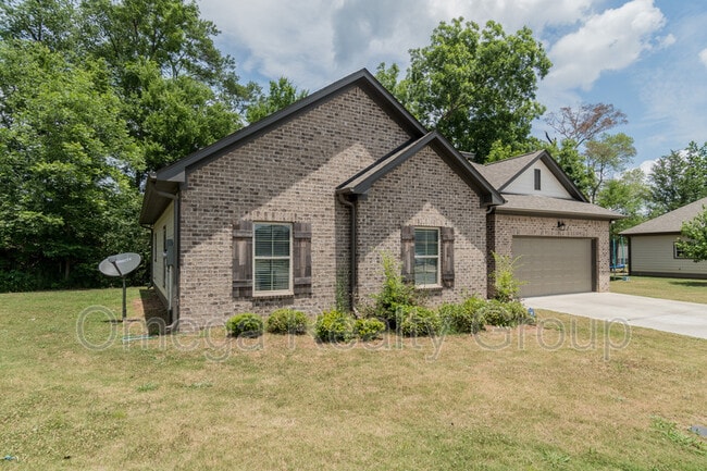 Building Photo - 114 Falling Waters Ln