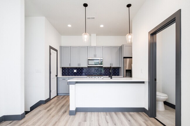 Building Photo - 3569 S Pennsylvania St