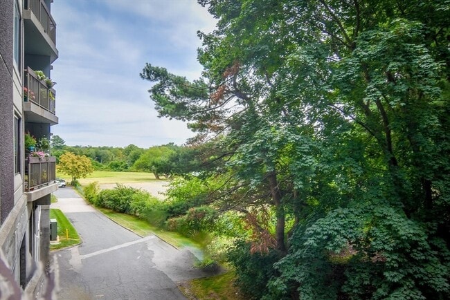 Building Photo - 1500 Worcester Rd