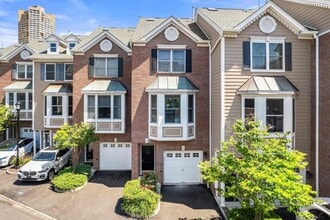 Building Photo - 500 Fulton Ct