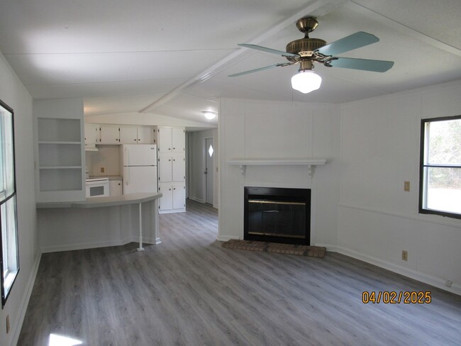 Building Photo - 1225 Ivey St