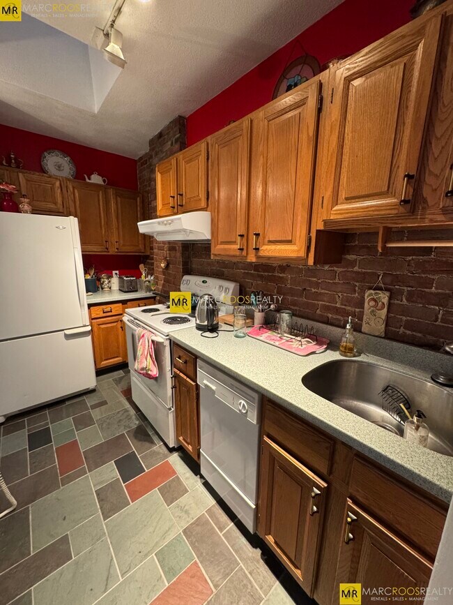 Foto del edificio - 439 Marlborough St