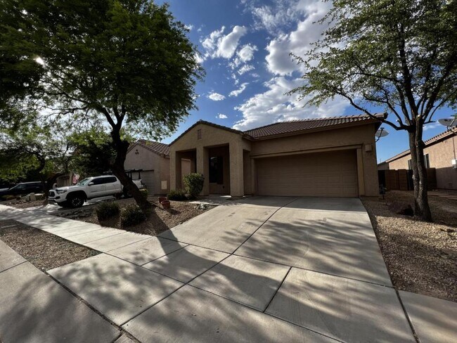 Building Photo - 12555 E Red Canyon Pl