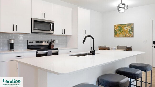 Foto del edificio - 255 N Camino Mercado