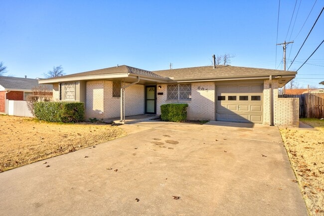 Charming 3 Bed 2 Bath - Moore, OK - Charming 3 Bed 2 Bath  - Moore, OK House