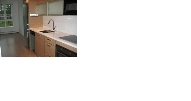Building Photo - 10777 University Dr