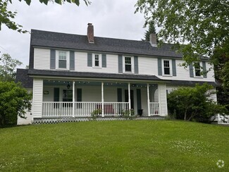 Building Photo - 93 Lyme Rd