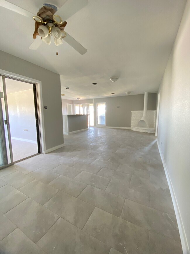Foto del edificio - 841 Belmeade Dr