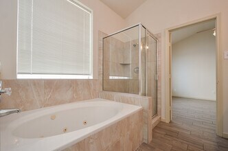 Building Photo - 14027 Wheatbridge Dr