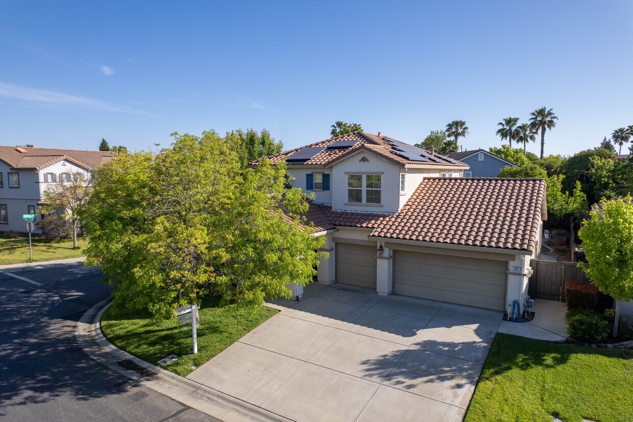 Foto principal - 171 Vista Cove Cir
